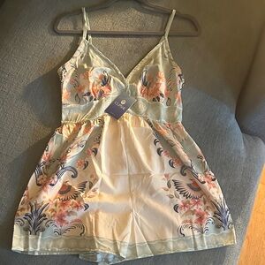 Cupshe Bahamian Sunshine Floral Romper NWT